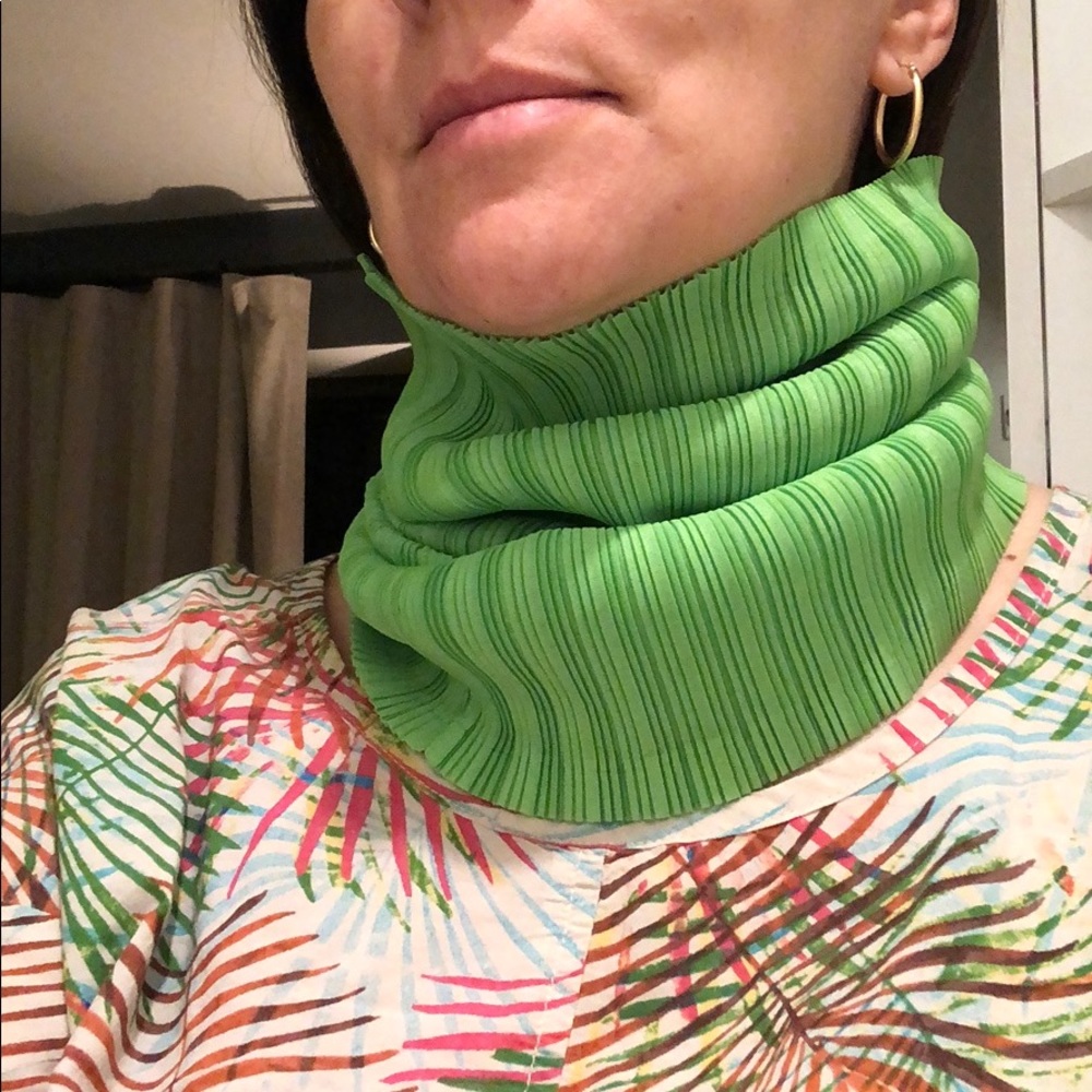 Pleats Please Neck Warmer